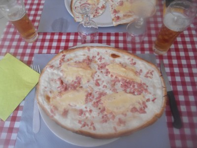 medialibrary/2019/11/Strasbourg_Altstadt_19_Flammkuchen_im_Mühlenviertel1.JPG