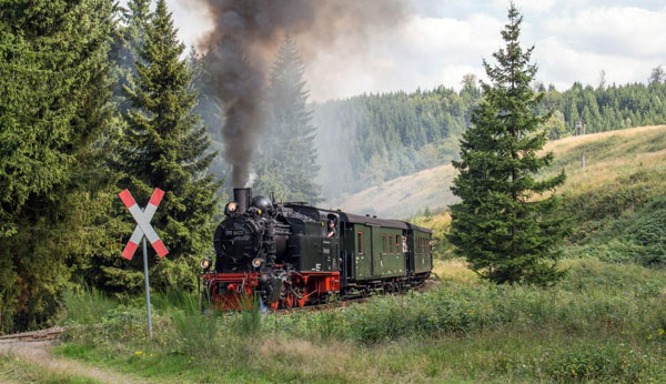 Harzer Schmalspurbahnen - Dampfpower von der East Side